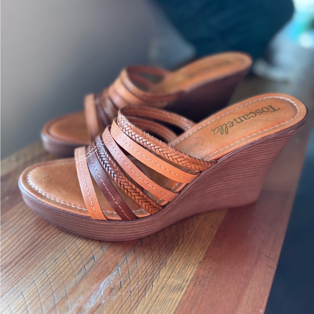 Size 10 (fit like a 9) wedge sandals